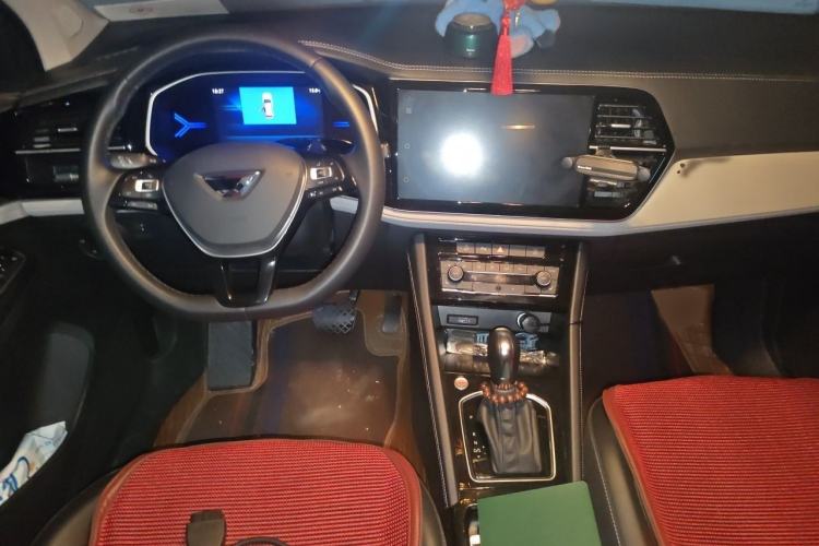 Used Jetta VS5 2022 280TSI Automatic Glory Edition Interior 2