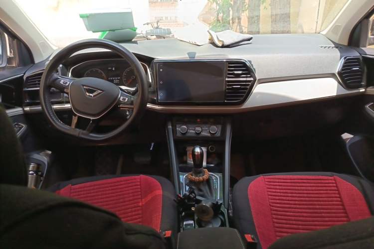 Used Jetta VS5 2022 280TSI Automatic Trend Edition Interior 2