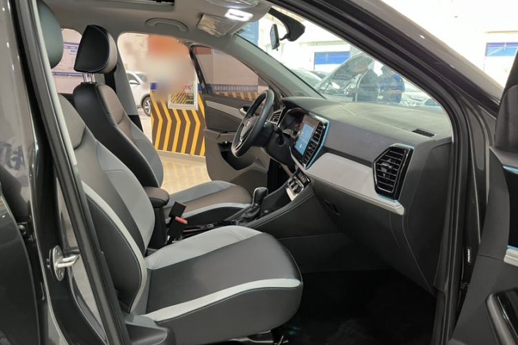 Used Jetta VS5 2022 280TSI Automatic High-Gloss Enjoyment Model Interior 9