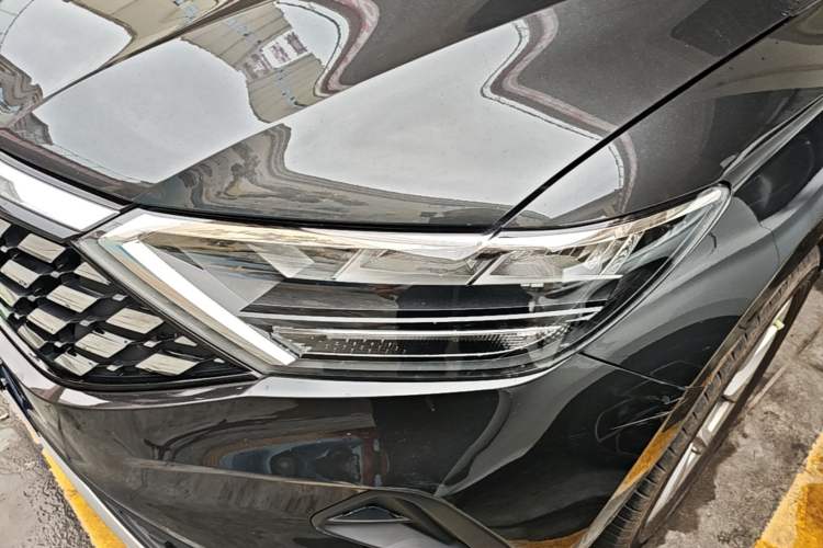 Used Jetta VS5 2022 280TSI Automatic Enjoyment Pro Trim Left Front Headlight
