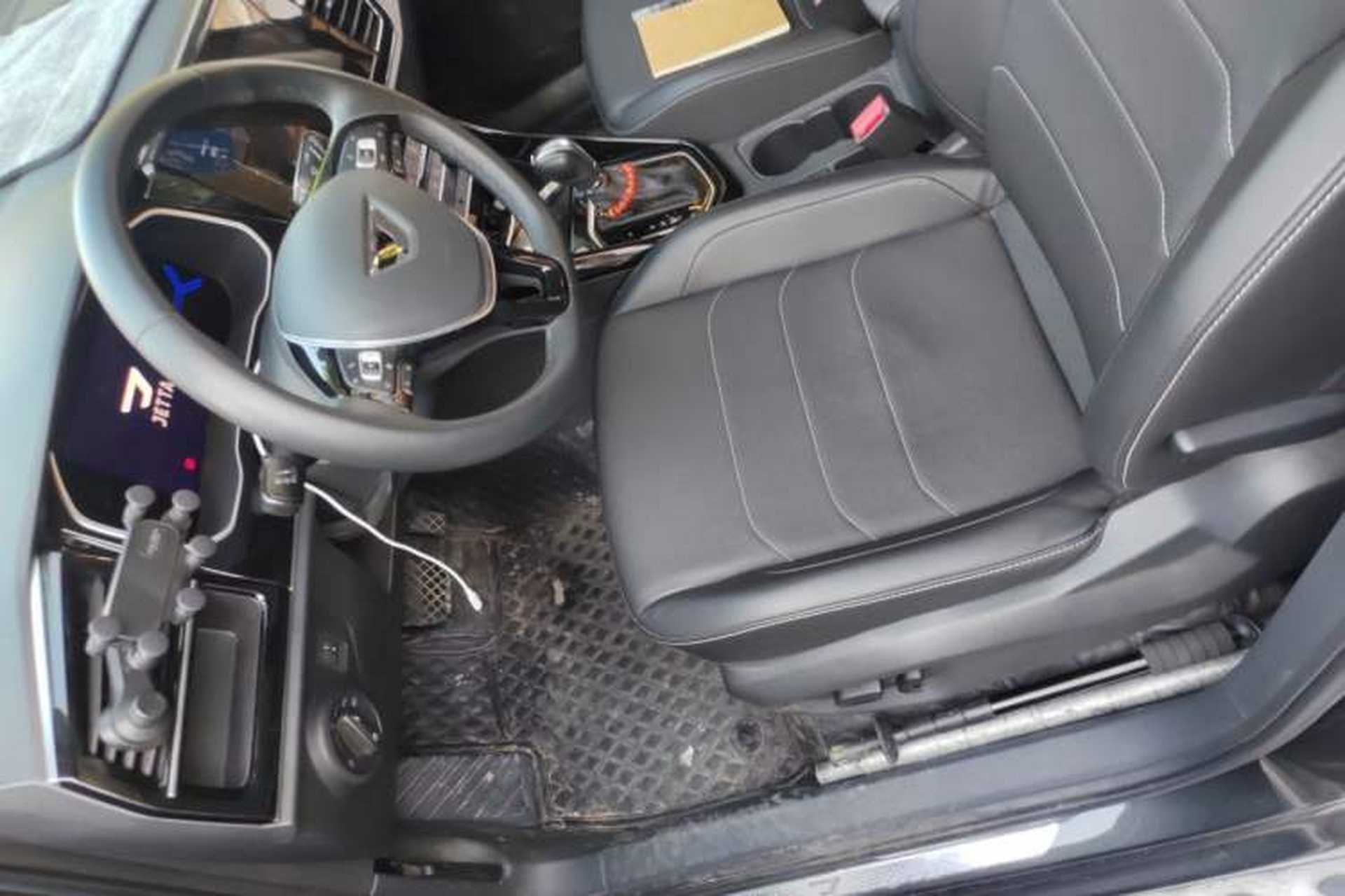 Used Jetta VS5 2022 280TSI Automatic Glory Pro Left Front Seat