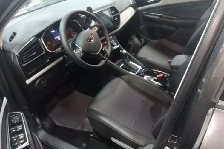 Used Jetta VS5 2022 280TSI Automatic Trendy Pro Version Left Front Seat