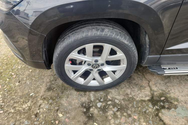 Used Jetta VS5 2022 280TSI Automatic Trendy Pro Version Left Front Wheel Hub