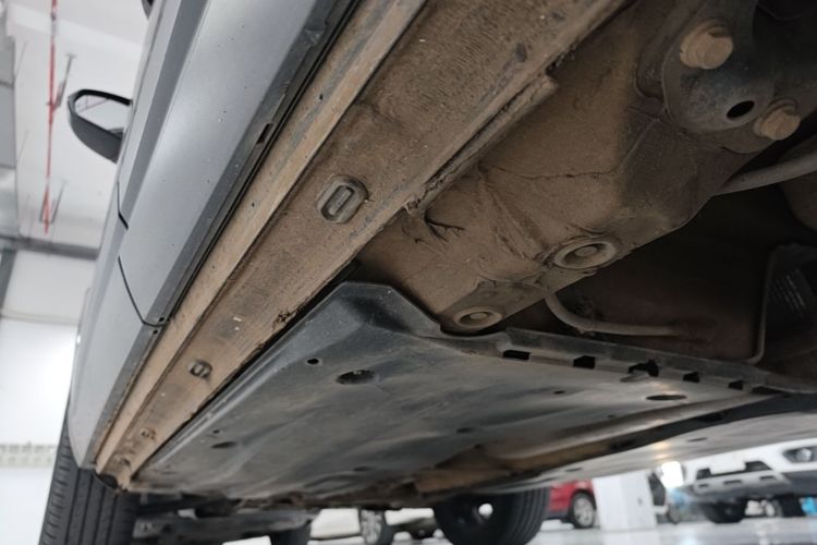 Used Jetta VS5 2022 280TSI Automatic High-Gloss Enjoyment Model Left Side Sill