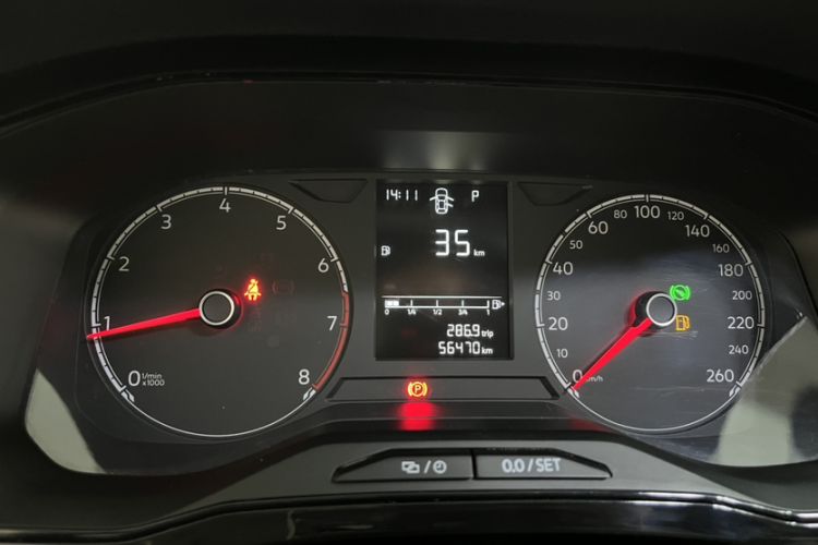Used Jetta VS5 2022 280TSI Automatic High-Gloss Enjoyment Model Odometer Close Up