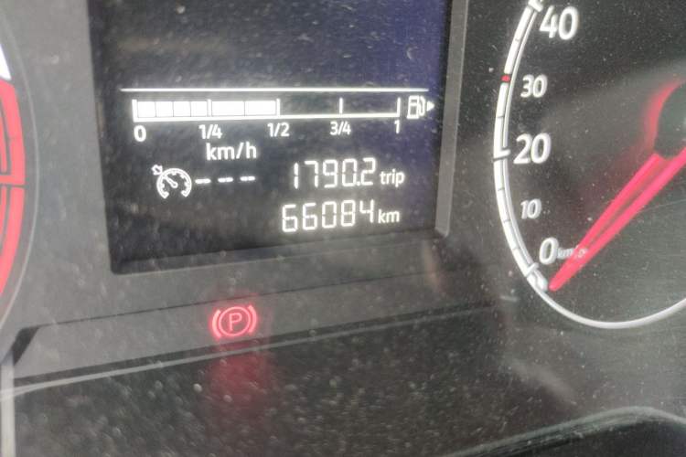 Used Jetta VS5 2022 280TSI Automatic Enjoyment Pro Trim Odometer Close Up