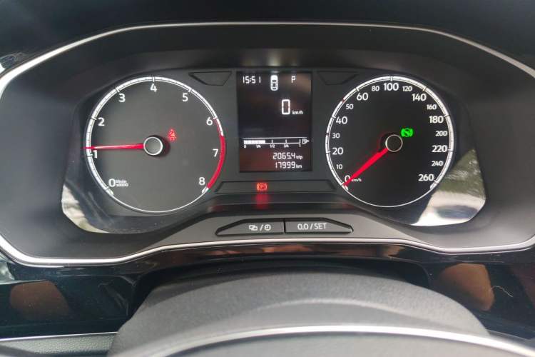 Used Jetta VS5 2022 280TSI Automatic Trendy Pro Version Odometer Close Up