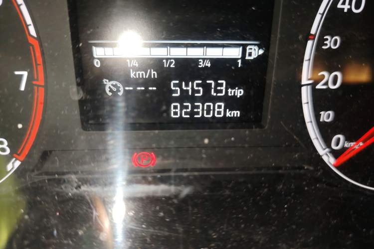 Used Jetta VS5 2022 280TSI Manual Enjoyment Pro Version Odometer Close Up