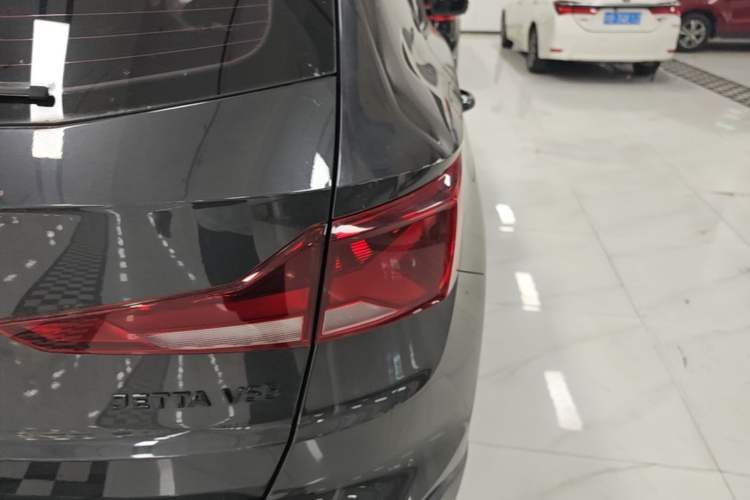 Used Jetta VS5 2022 280TSI Automatic High-Gloss Enjoyment Model Right Rear Taillight