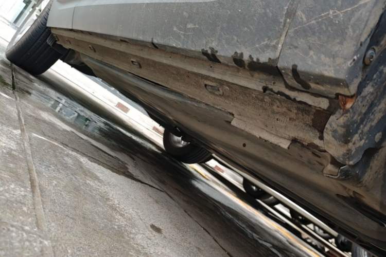 Used Jetta VS5 2022 280TSI Automatic Enjoyment Pro Trim Right Side Sill