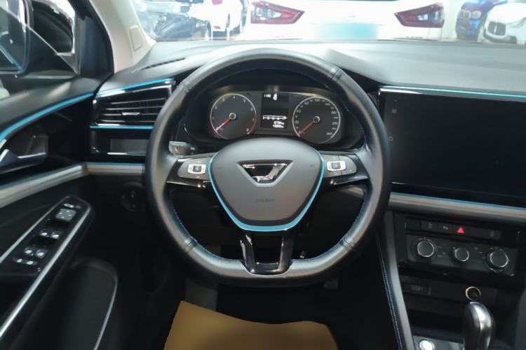 Used Jetta VS5 2022 280TSI Automatic High-Gloss Enjoyment Model Steering Wheel