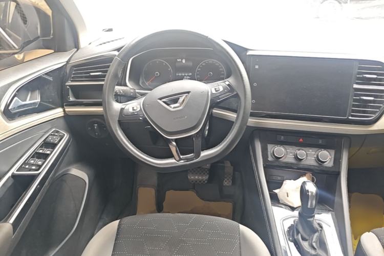 Used Jetta VS5 2022 280TSI Automatic Trend Edition Steering Wheel