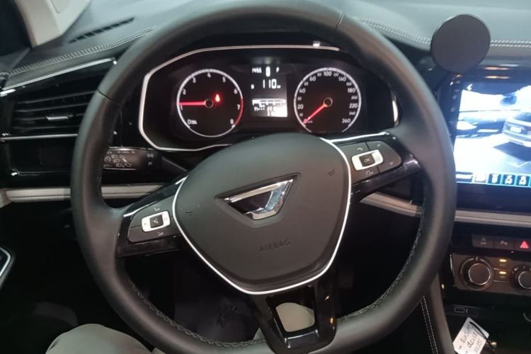 Used Jetta VS5 2022 280TSI Automatic Trendy Pro Version Steering Wheel