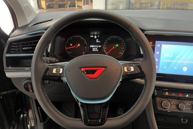 Used Jetta VS5 2022 280TSI Automatic High-Gloss Enjoyment Model Steering Wheel
