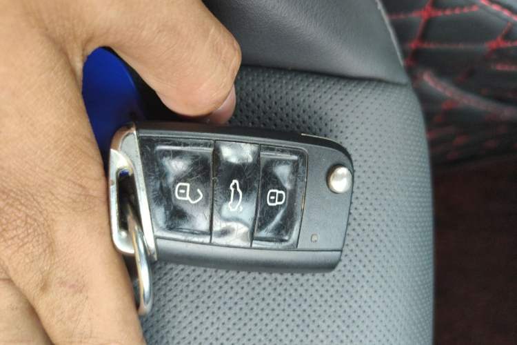 Used Jetta VS5 2022 280TSI Automatic Enjoyment Pro Trim Vehicle Key
