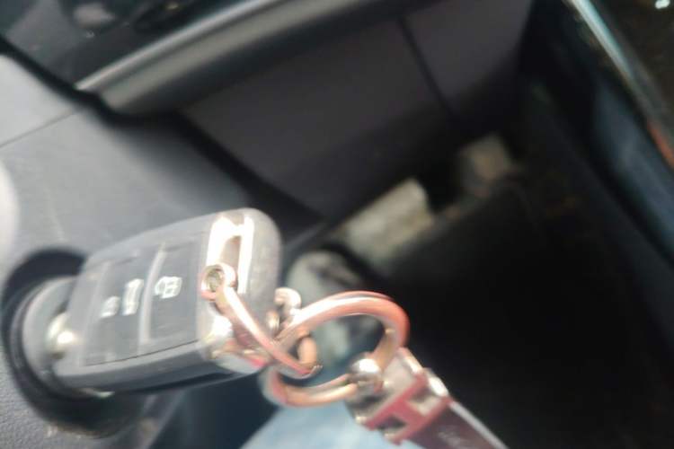 Used Jetta VS5 2022 280TSI Automatic Trendy Pro Version Vehicle Key