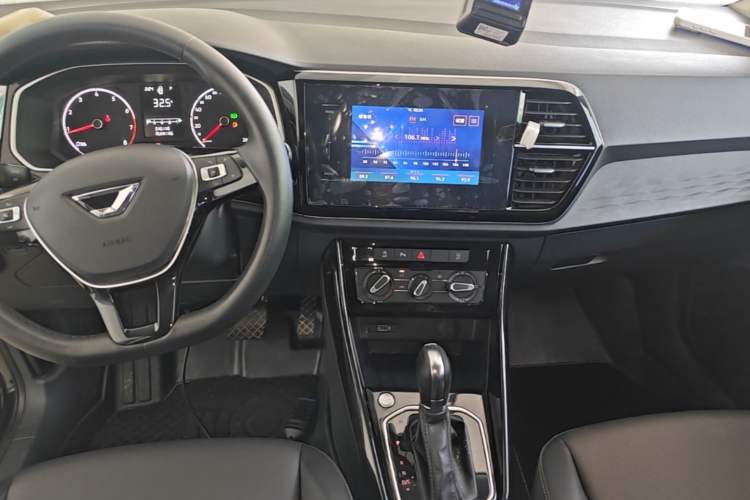 Used Jetta VS5 2022 280TSI Automatic Enjoyment Pro Trim Audio And AC Panel