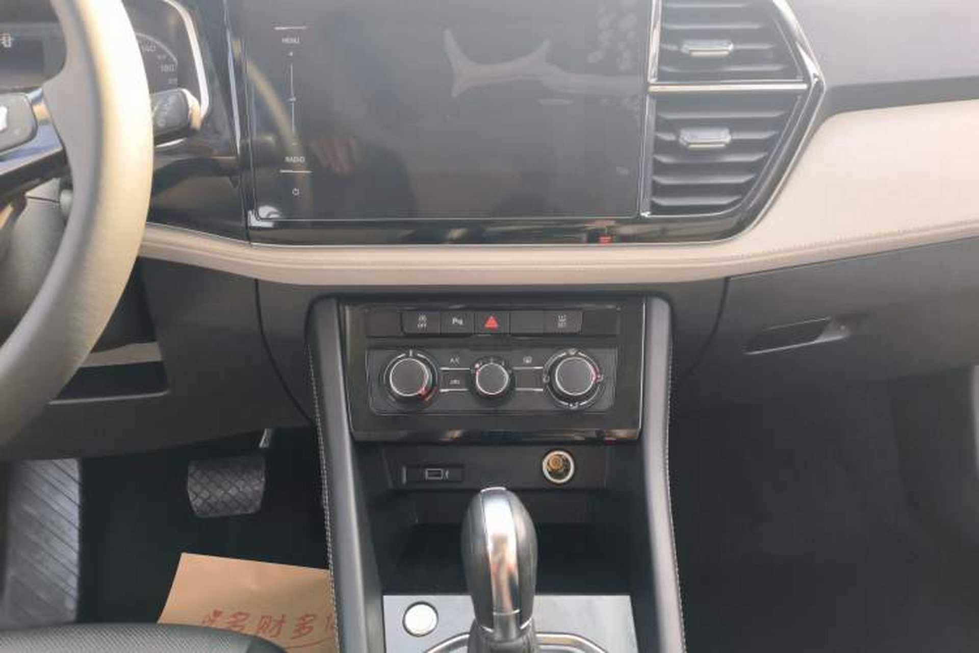 Used Jetta VS5 2022 280TSI Automatic Enjoyment Model Audio And AC Panel