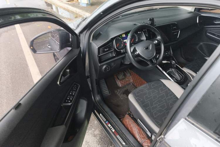 Used Jetta VS5 2022 280TSI Automatic Trendy Pro Version Driver Seat