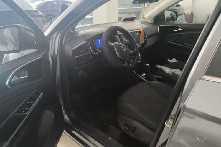 Used Jetta VS5 2022 280TSI Automatic Glory Pro Driver Seat