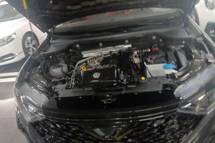 Used Jetta VS5 2022 280TSI Automatic High-Gloss Glory Edition Engine Bay