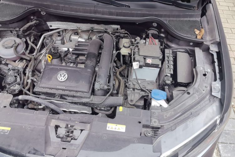 Used Jetta VS5 2022 280TSI Automatic Glory Pro Engine Bay Left