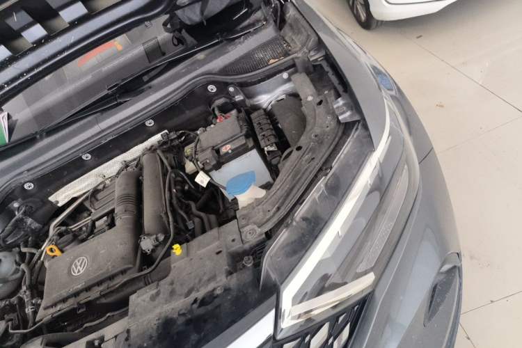 Used Jetta VS5 2022 280TSI Automatic Glory Pro Engine Bay Left