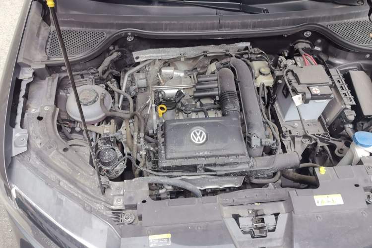 Used Jetta VS5 2022 280TSI Automatic Glory Pro Engine Bay Right