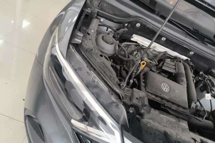 Used Jetta VS5 2022 280TSI Automatic Glory Pro Engine Bay Right
