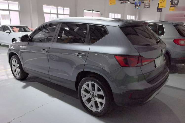 Used Jetta VS5 2022 280TSI Automatic Trendy Pro Version Exterior 5