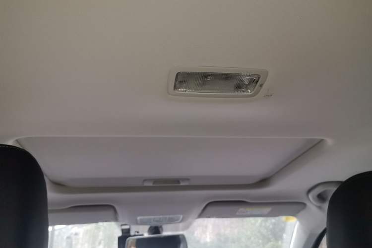 Used Jetta VS5 2022 280TSI Automatic Glory Pro Headliner