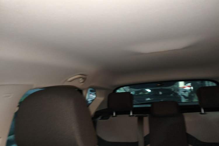 Used Jetta VS5 2022 280TSI Automatic Trendy Pro Version Headliner