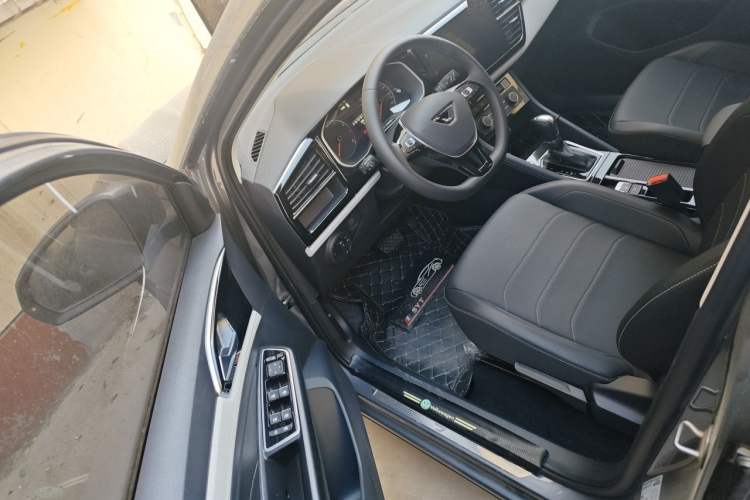 Used Jetta VS5 2022 280TSI Automatic High-Gloss Enjoyment Model Interior 3