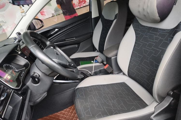 Used Jetta VS5 2022 280TSI Automatic Trendy Pro Version Left Front Seat
