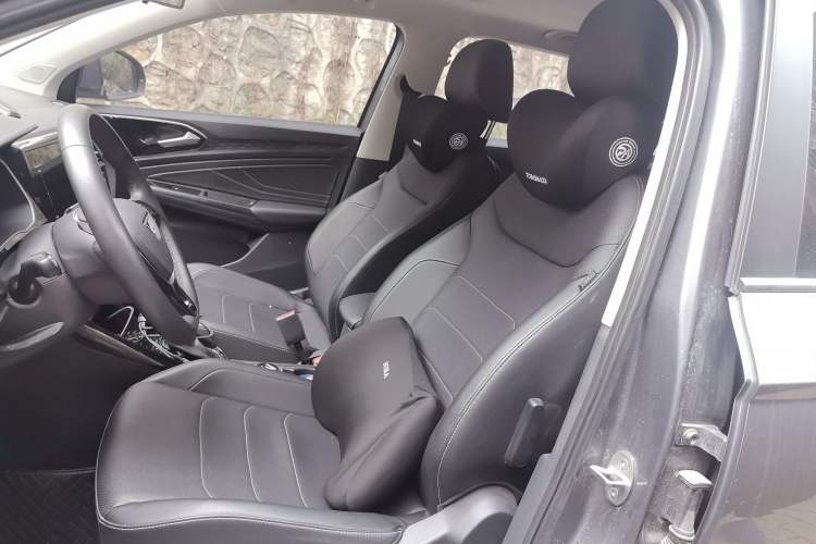 Used Jetta VS5 2022 280TSI Automatic Glory Pro Left Front Seat