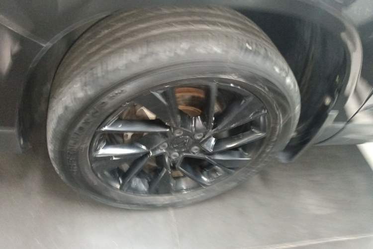 Used Jetta VS5 2022 280TSI Automatic High-Gloss Glory Edition Left Front Wheel Hub
