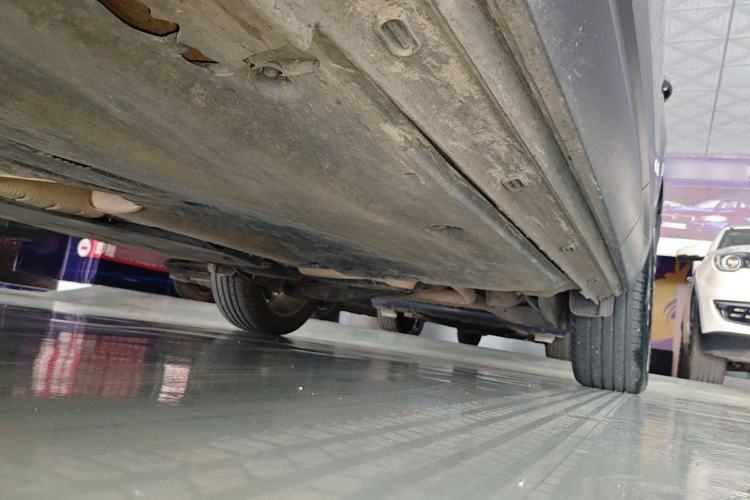 Used Jetta VS5 2022 280TSI Automatic Enjoyment Pro Trim Left Side Sill