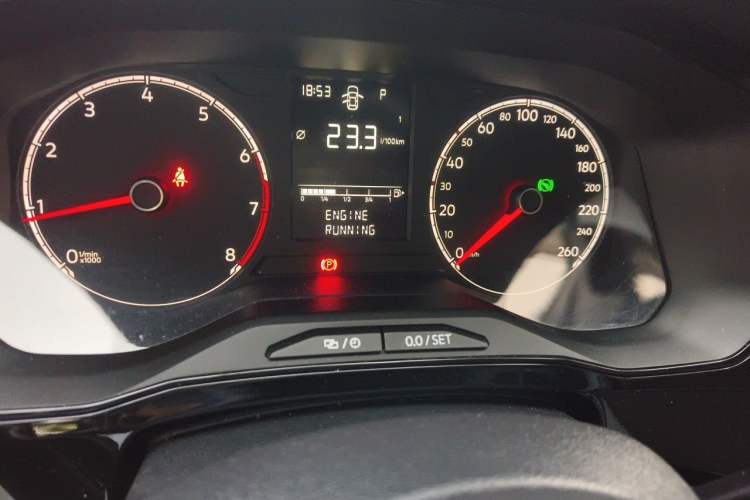 Used Jetta VS5 2022 280TSI Automatic High-Gloss Enjoyment Model Odometer Close Up