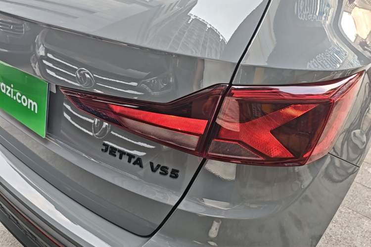 Used Jetta VS5 2022 280TSI Automatic High-Gloss Enjoyment Model Right Rear Taillight