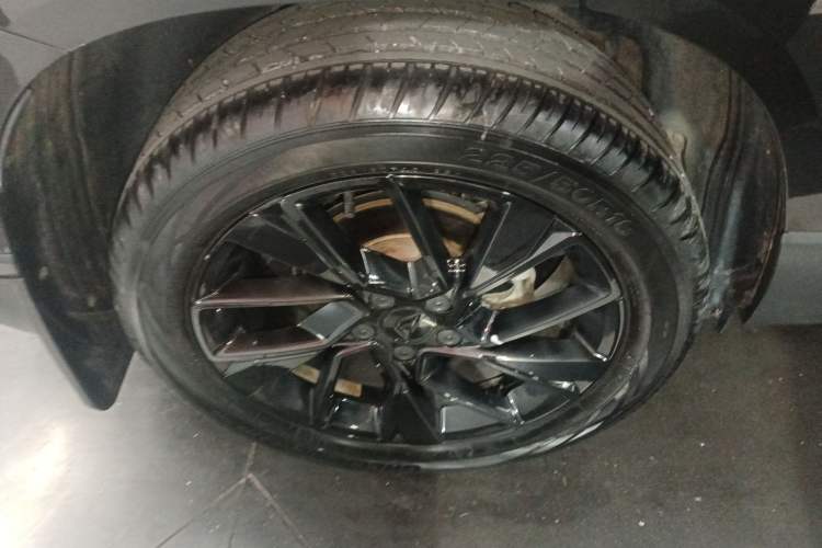 Used Jetta VS5 2022 280TSI Automatic High-Gloss Glory Edition Right Rear Wheel Hub