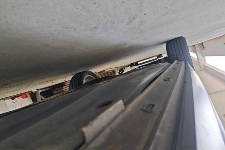 Used Jetta VS5 2022 280TSI Automatic Enjoyment Pro Trim Right Side Sill