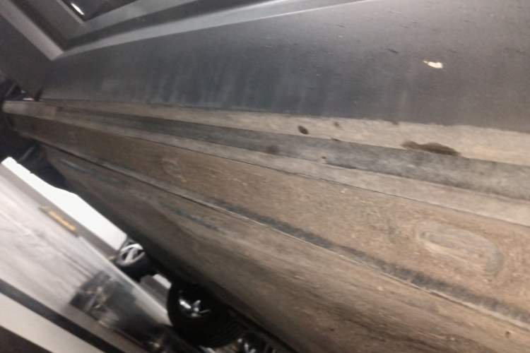 Used Jetta VS5 2022 280TSI Automatic High-Gloss Glory Edition Right Side Sill