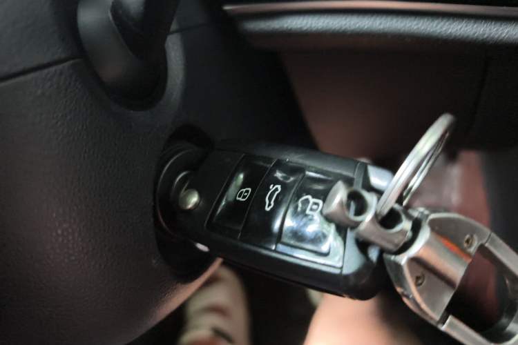 Used Jetta VS5 2022 280TSI Automatic Trendy Pro Version Vehicle Key