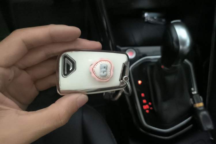 Used Jetta VS5 2022 280TSI Automatic Glory Pro Vehicle Key