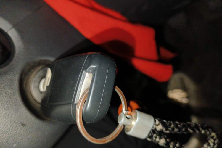 Used Jetta VS5 2022 280TSI Manual Advanced Trim Vehicle Key