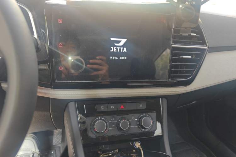 Used Jetta VS5 2022 280TSI Automatic Enjoyment Model Audio And AC Panel