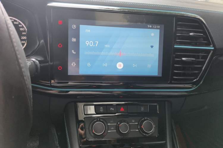 Used Jetta VS5 2022 280TSI Automatic High-Gloss Enjoyment Model Audio And AC Panel