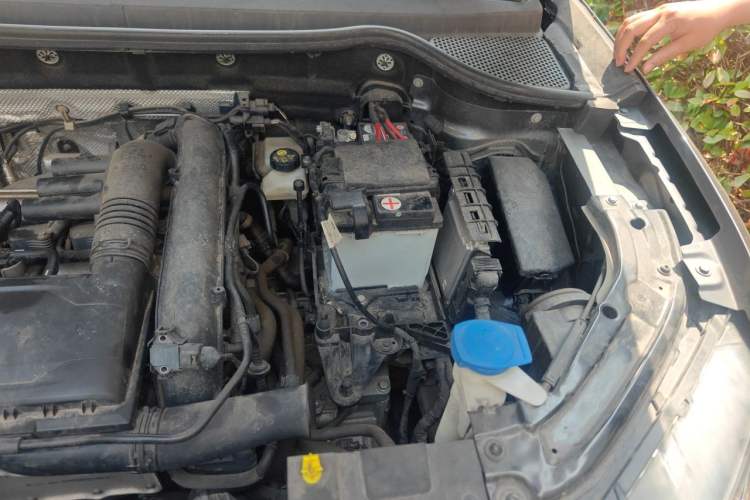Used Jetta VS5 2022 280TSI Automatic Enjoyment Model Engine Bay Left