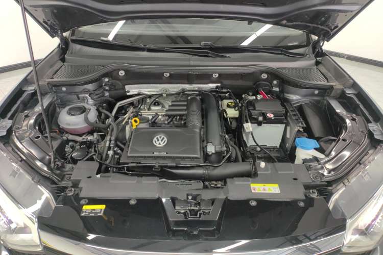 Used Jetta VS5 2022 280TSI Automatic Enjoyment Model Engine Bay