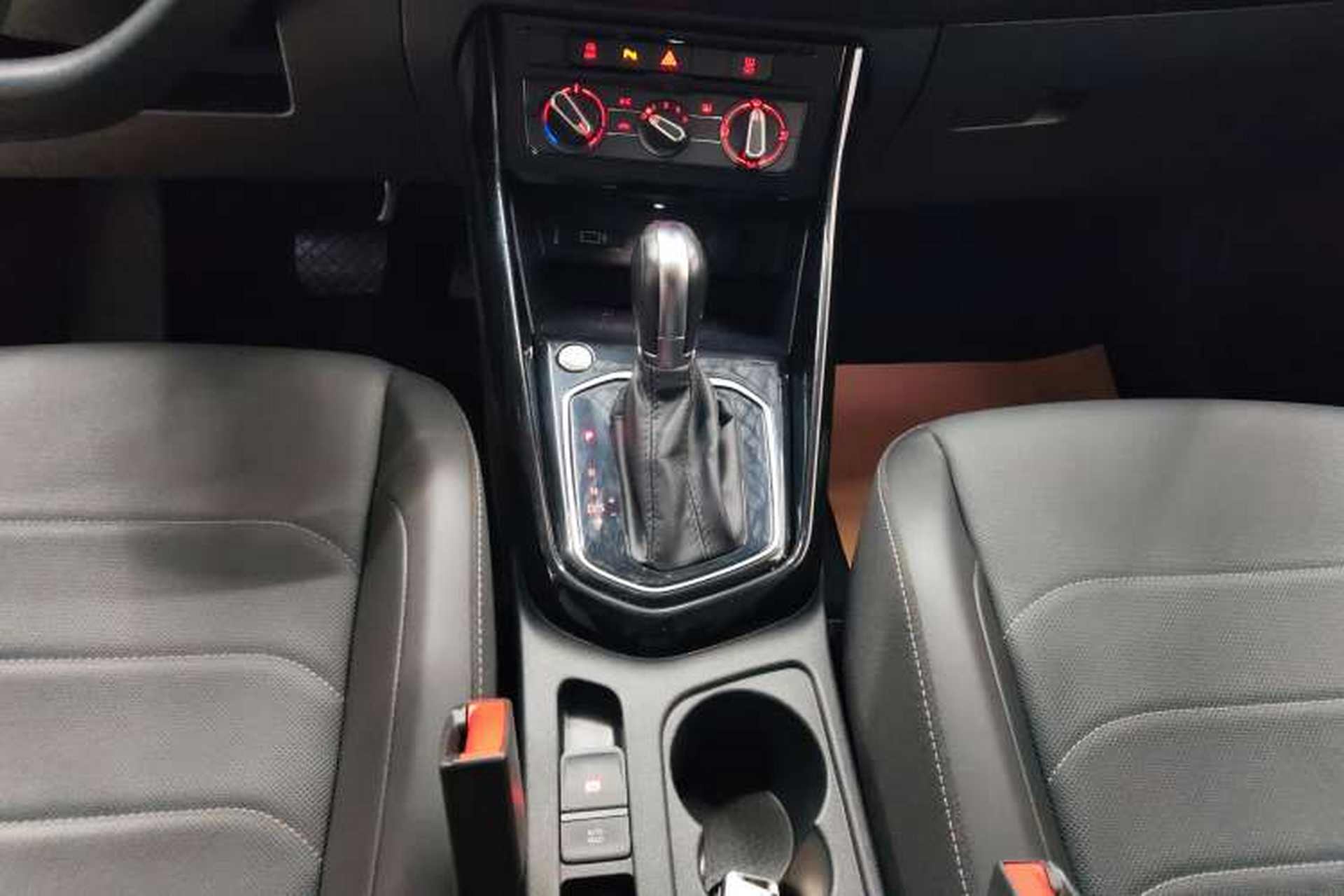 Used Jetta VS5 2022 280TSI Automatic Enjoyment Pro Trim Gear Lever